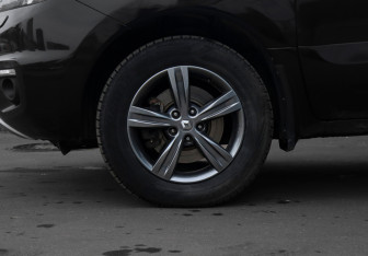 Подержанный автомобиль Renault Koleos 2012 года (22 фото)