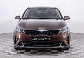 Подержанный автомобиль Kia Rio Sedan 2022 года (2 фото)