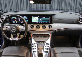 Подержанный автомобиль Mercedes-Benz AMG GT Liftback 2020 года (13 фото)