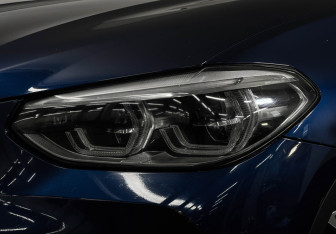 Подержанный автомобиль BMW X3 2018 года (8 фото)