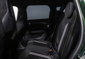 Подержанный автомобиль MINI Countryman 2018 года (13 фото)