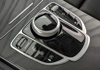 Подержанный автомобиль Mercedes-Benz GLC Coupe 2018 года (25 фото)