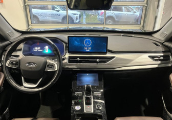 Подержанный автомобиль Chery Tiggo 8 Pro 2022 года (7 фото)