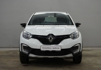 Подержанный автомобиль Renault Kaptur 2017 года (2 фото)