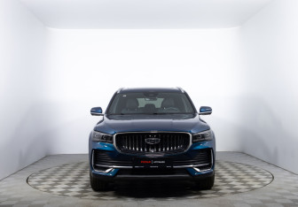 Подержанный автомобиль Geely Monjaro 2024 года (2 фото)