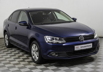 Подержанный автомобиль Volkswagen Jetta Sedan 2012 года (3 фото)