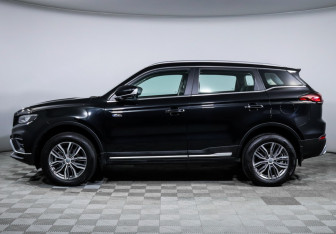 Подержанный автомобиль Geely Atlas Pro 2024 года (8 фото)