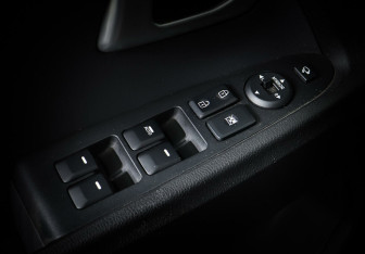 Подержанный автомобиль Kia Sportage 2012 года (19 фото)