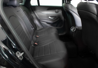 Подержанный автомобиль Mercedes-Benz GLC Coupe 2021 года (10 фото)