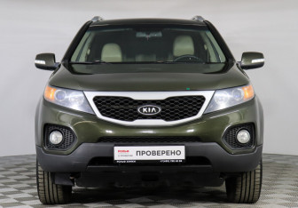 Подержанный автомобиль Kia Sorento 2009 года (2 фото)