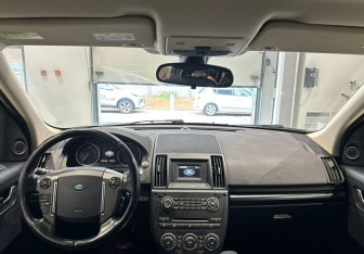 Подержанный автомобиль Land Rover Freelander 2014 года (11 фото)