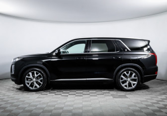 Подержанный автомобиль Hyundai Palisade 2022 года (8 фото)
