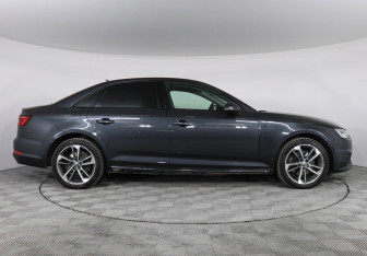 Подержанный автомобиль Audi A4 Sedan 2018 года (4 фото)