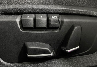 Подержанный автомобиль BMW X5 2018 года (17 фото)