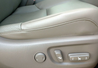 Подержанный автомобиль Lexus GX 2022 года (27 фото)