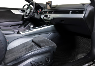 Подержанный автомобиль Audi A5 Coupe 2018 года (11 фото)