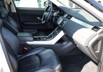 Подержанный автомобиль Land Rover Range Rover Evoque 2018 года (11 фото)