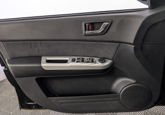 Подержанный автомобиль Hyundai Getz 2010 года (19 фото)