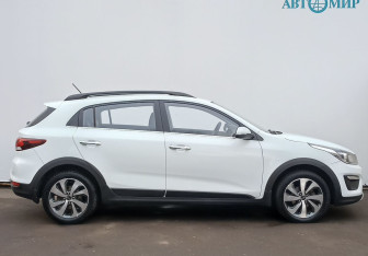Подержанный автомобиль Kia Rio Hatchback 2018 года (4 фото)