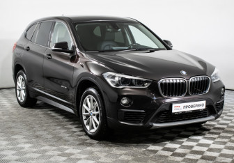 Подержанный автомобиль BMW X1 2017 года (3 фото)