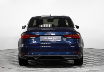 Подержанный автомобиль Audi A3 Sedan 2018 года (6 фото)