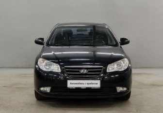 Подержанный автомобиль Hyundai Elantra Sedan 2008 года (2 фото)