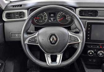 Подержанный автомобиль Renault Arkana 2021 года (22 фото)