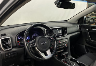 Подержанный автомобиль Kia Sportage 2019 года (22 фото)