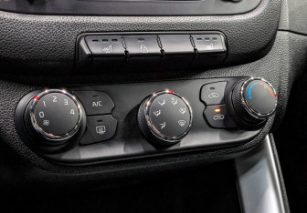 Подержанный автомобиль Kia Ceed Hatchback 2017 года (21 фото)