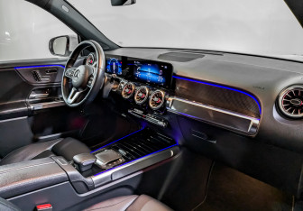 Подержанный автомобиль Mercedes-Benz GLB 2021 года (11 фото)