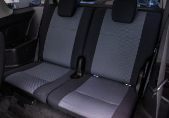 Подержанный автомобиль Suzuki Grand Vitara 2007 года (11 фото)