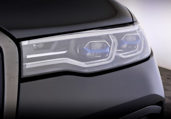 Подержанный автомобиль BMW X7 2020 года (17 фото)