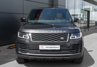 Подержанный автомобиль Land Rover Range Rover 2019 года (2 фото)