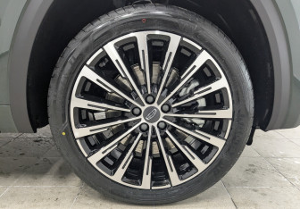 Новый Geely Monjaro 2026 (7 фото)