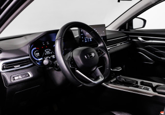 Подержанный автомобиль Geely Emgrand 2024 года (12 фото)