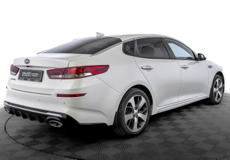 Подержанный автомобиль Kia Optima Sedan 2020 года (5 фото)