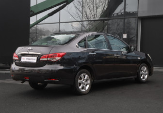 Подержанный автомобиль Nissan Almera Sedan 2013 года (5 фото)