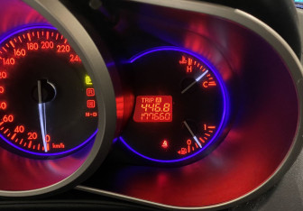 Подержанный автомобиль Mazda CX-7 2011 года (16 фото)