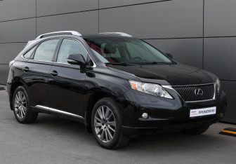 Подержанный автомобиль Lexus RX 2011 года (3 фото)