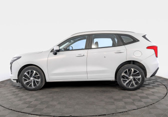 Подержанный автомобиль Haval Jolion 2022 года (8 фото)