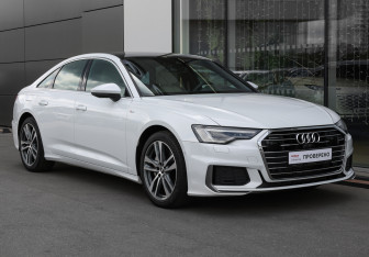 Подержанный автомобиль Audi A6 Sedan 2020 года (3 фото)