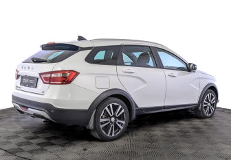 Подержанный автомобиль LADA (ВАЗ) Vesta Wagon 2021 года (5 фото)