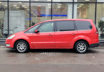 Подержанный автомобиль Ford Galaxy 2007 года (5 фото)