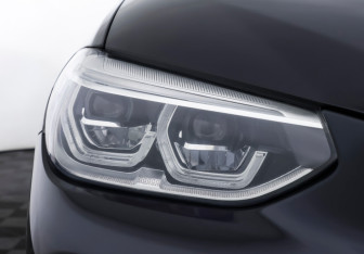 Подержанный автомобиль BMW X3 2019 года (24 фото)