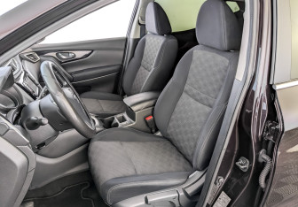 Подержанный автомобиль Nissan Qashqai 2014 года (20 фото)