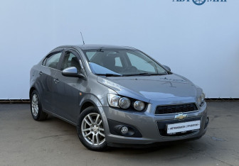 Подержанный автомобиль Chevrolet Aveo Sedan 2014 года (3 фото)