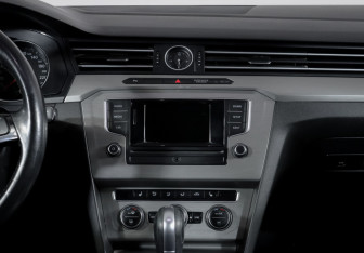 Подержанный автомобиль Volkswagen Passat Sedan 2017 года (13 фото)