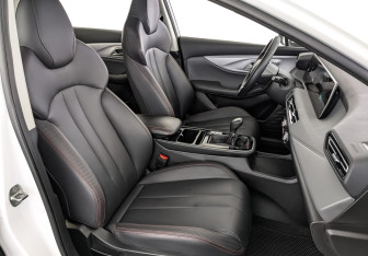 Подержанный автомобиль BAIC U5 Plus 2024 года (24 фото)