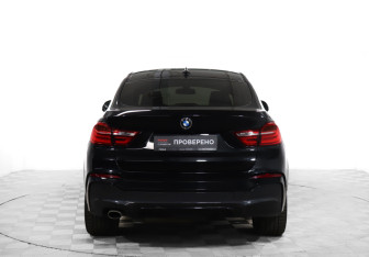 Подержанный автомобиль BMW X4 2018 года (6 фото)