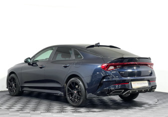 Подержанный автомобиль Kia K5 2020 года (7 фото)